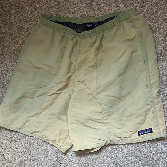Patagonia Sample Green Tan Faded Baggies